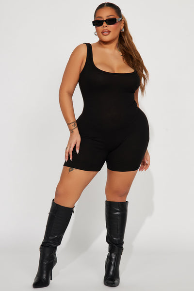 https://cdn.shopify.com/s/files/1/0293/9277/files/01-17-24_S4_6_RR50368_Black_TK_SS_10-44-32_PLUS_32305_CM.jpg?v=1706119637&with=400&height=600