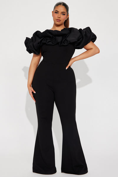 https://cdn.shopify.com/s/files/1/0293/9277/files/01-17-24_S8_35_JUMPSUIT08023_Black_ID_IM_11-35-46_PLUS_32857_PXF.jpg?v=1706471769&with=400&height=600