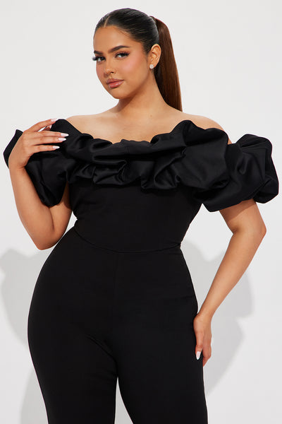 https://cdn.shopify.com/s/files/1/0293/9277/files/01-17-24_S8_35_JUMPSUIT08023_Black_ID_IM_11-35-56_PLUS_32862_PXF.jpg?v=1706471769&with=400&height=600