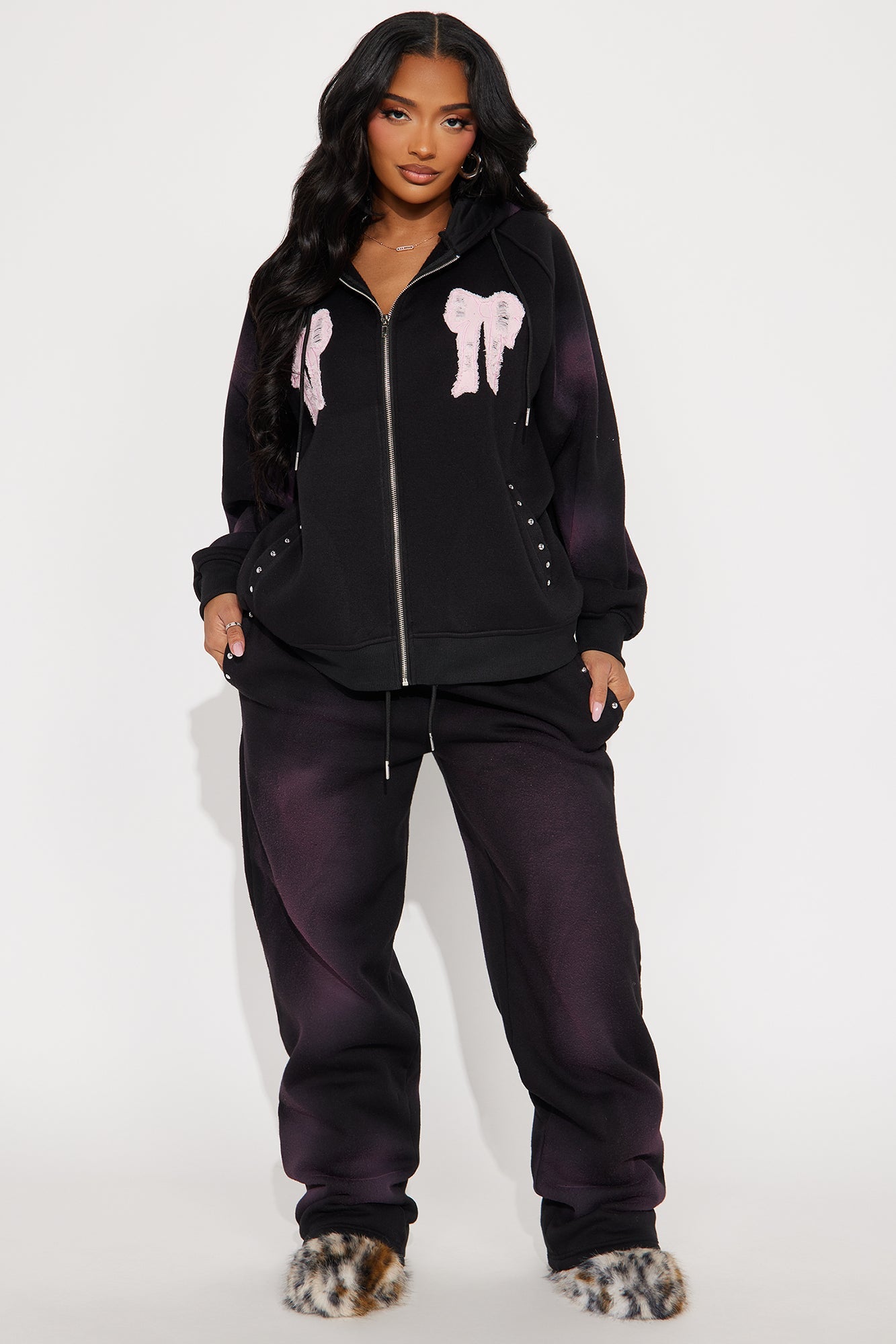 https://cdn.shopify.com/s/files/1/0293/9277/files/01-17-25_S5_30_FN9360WDFD_BlackWash_KJ_IM_14-07-40_0871_PXF.jpg?v=1737479786