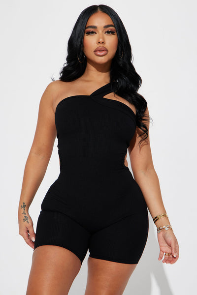 https://cdn.shopify.com/s/files/1/0293/9277/products/01-18-23Studio6_KJ_CG_10-13-39_4_P2420JC42_Black_P_8928_ES.jpg?v=1674255379&with=400&height=600