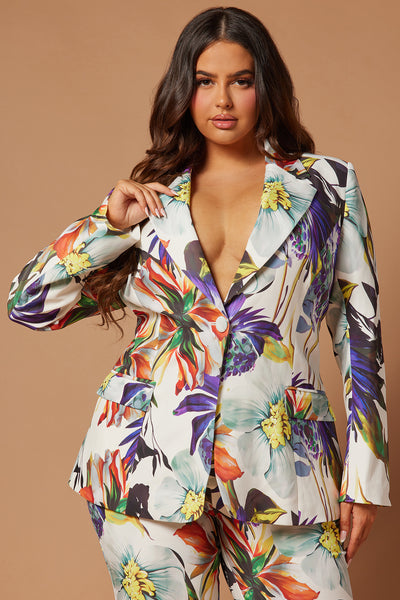 https://cdn.shopify.com/s/files/1/0293/9277/files/01-18-24_S6_62_23GWF10176_Whitecombo_CZ_IM_15-14-16_PLUS_76542_PXF.jpg?v=1706288572&with=400&height=600