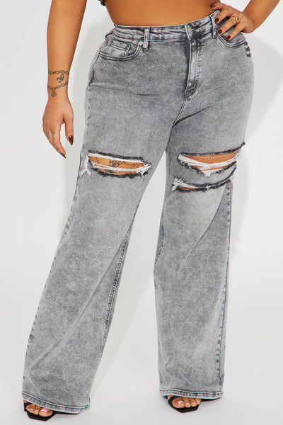 https://cdn.shopify.com/s/files/1/0293/9277/files/01-20-23_S4_9_FNCRGHFL01AT_Grey_CXB_IM_10-44-35_PLUS_35380_PXF.jpg?v=1706294425&with=400&height=600