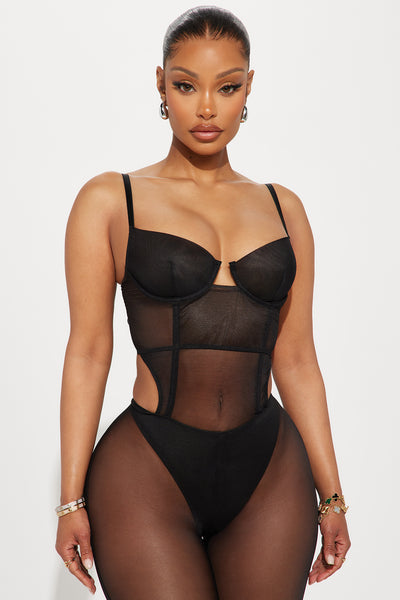 https://cdn.shopify.com/s/files/1/0293/9277/files/01-20-24_S2_67_JC29793_Black_P_KJ_RL_14-24-20_9540_PXF.jpg?v=1722558316&with=400&height=600