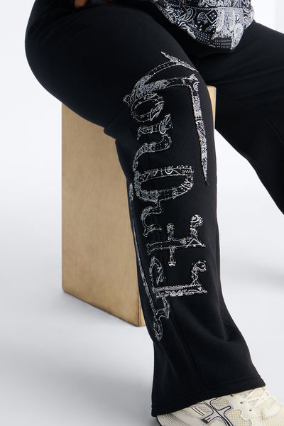 https://cdn.shopify.com/s/files/1/0293/9277/files/01-20-26_S8PM_31_7VND3A9280NV_Black_ZSR_KK_MC_20-02-37_PLUS_50369_PXF.jpg?v=1769217687&with=400&height=600