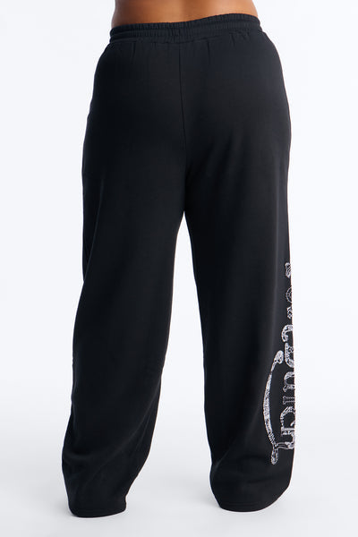 https://cdn.shopify.com/s/files/1/0293/9277/files/01-20-26_S8PM_31_7VND3A9280NV_Black_ZSR_KK_MC_20-02-37_PLUS_50381_PXF.jpg?v=1769217687&with=400&height=600