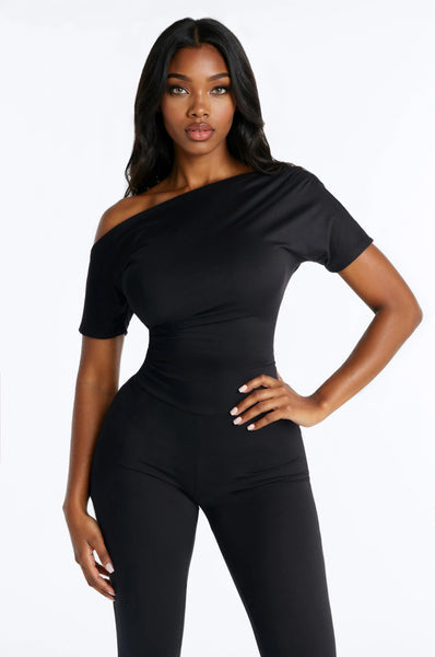 https://cdn.shopify.com/s/files/1/0293/9277/files/01-20-26_S9_53_CJP13196_Black_JG_PC_14-25-22_1597-FN_Kaliani_PXF_CM_VV.jpg?v=1772127534&with=400&height=600