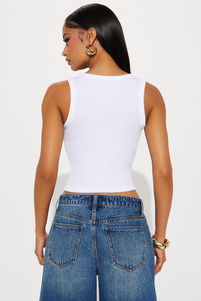https://cdn.shopify.com/s/files/1/0293/9277/files/01-21-25_S1_1_76034_White_KJ_MR_10-34-36_19274_PXF.jpg?v=1737653169&with=400&height=600