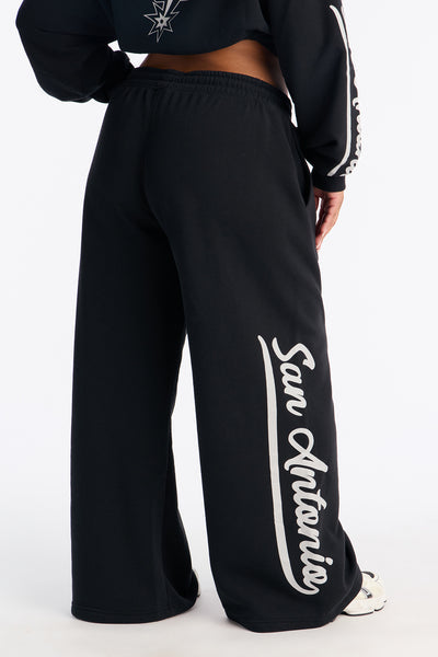 https://cdn.shopify.com/s/files/1/0293/9277/files/01-21-26_S8_23_FFLL625SSAFS_Black_ZSR_KK_MC_13-28-52_PLUS_50466_SKS.jpg?v=1769387197&with=400&height=600