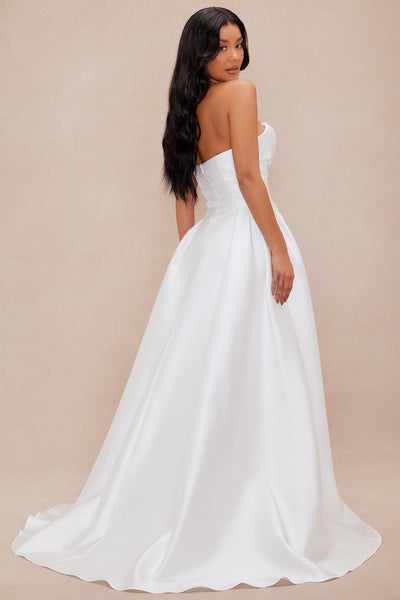 https://cdn.shopify.com/s/files/1/0293/9277/files/01-22-25_S5_41_24GWF658_White_P_CZ_DO_15-03-43_0234_PXF.jpg?v=1737669637&with=400&height=600