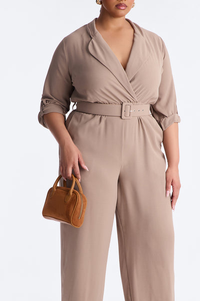 https://cdn.shopify.com/s/files/1/0293/9277/files/01-22-26-S3PM_61_BU95X236_Taupe_ZSR_LR_IM_08-03-43_PLUS_33519_BH_SKS_VV.jpg?v=1769724418&with=400&height=600