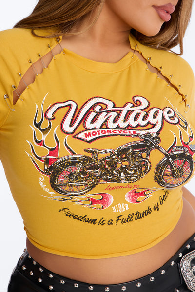 https://cdn.shopify.com/s/files/1/0293/9277/files/01-22-26_S4PM_105_T295021_Mustard_KK_RA_19-32-24_PLUS_29825_PXF.jpg?v=1769562700&with=400&height=600