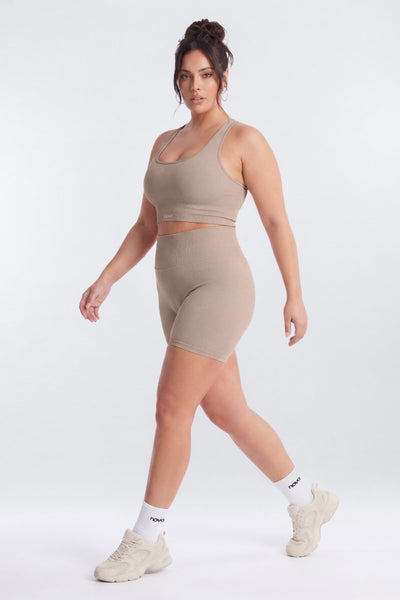 https://cdn.shopify.com/s/files/1/0293/9277/files/01-22-26_S6PM_21_B12503SB1305_Taupe_RA_AA_19-14-46_67484-17_ES_ES_EH_JA_PLUS.jpg?v=1778883049&with=400&height=600