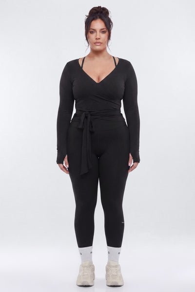 https://cdn.shopify.com/s/files/1/0293/9277/files/01-22-26_S6PM_30_P12504KT1301_Black_RA_AA_19-49-04_67610-8_1__ES_ES_EH_JA_ES_PLUS.jpg?v=1778883630&with=400&height=600