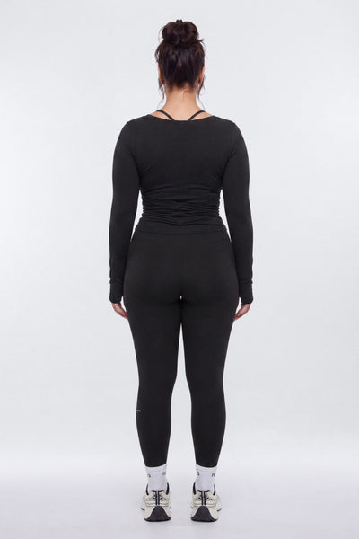 https://cdn.shopify.com/s/files/1/0293/9277/files/01-22-26_S6PM_30_P12504KT1301_Black_RA_AA_19-49-04_67610-8_ES_ES_EH_JA_ES_PLUS.jpg?v=1778883630&with=400&height=600