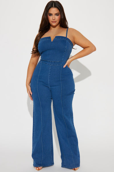 https://cdn.shopify.com/s/files/1/0293/9277/products/01-23-23Studio6_KF_CG_10-27-27_11_JP5870W_Denim_P_10845_PLUS_DG.jpg?v=1674853520&with=400&height=600