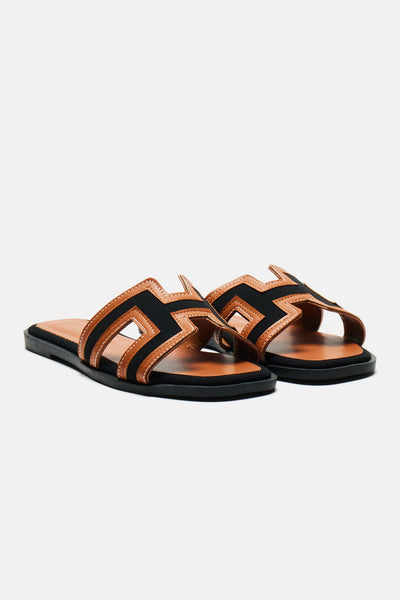 https://cdn.shopify.com/s/files/1/0293/9277/files/01-23-24_S10_26_LUKE03_Black_CXB_12-02-29_2183_ES.jpg?v=1722529030&with=400&height=600