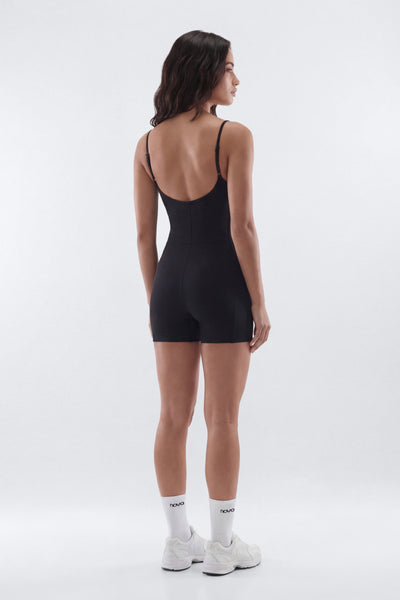 https://cdn.shopify.com/s/files/1/0293/9277/files/01-23-26_S9_51_P12504SJ1202_Black_TK_AA_14-07-45_0871-6_PXF_BG_EH_e80d499b-bc9c-47d2-ab76-3ce842582161.jpg?v=1775081726&with=400&height=600