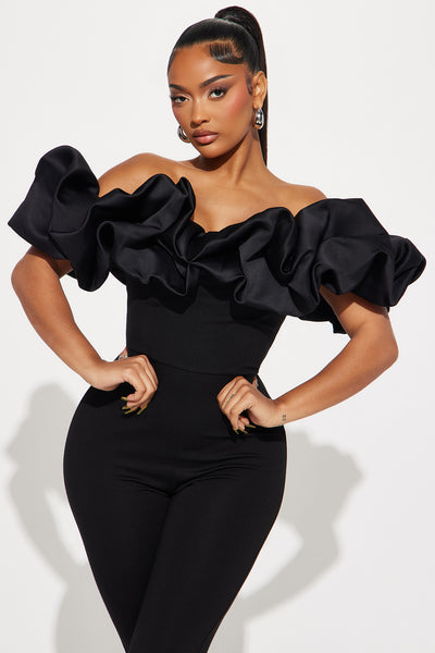 https://cdn.shopify.com/s/files/1/0293/9277/files/01-24-24_S5_40_JUMPSUIT08023_Black_P_KJ_AC_12-19-33_37053_PXF.jpg?v=1706471769&with=400&height=600