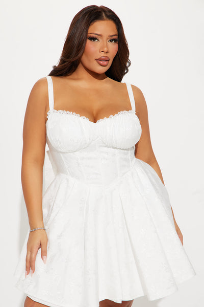 https://cdn.shopify.com/s/files/1/0293/9277/files/01-24-25_S4_44_24GWF541_White_ZSR_AE_AC_13-56-47_PLUS_3679_PXF.jpg?v=1738002621&with=400&height=600