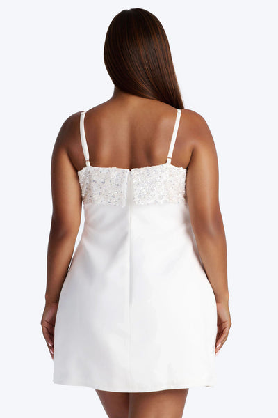 https://cdn.shopify.com/s/files/1/0293/9277/files/01-27-26_S2_7_MD6196FN_White_AE_NL_10-45-29_PLUS_0868-FN_Xenia_PXF_CM.jpg?v=1771352462&with=400&height=600
