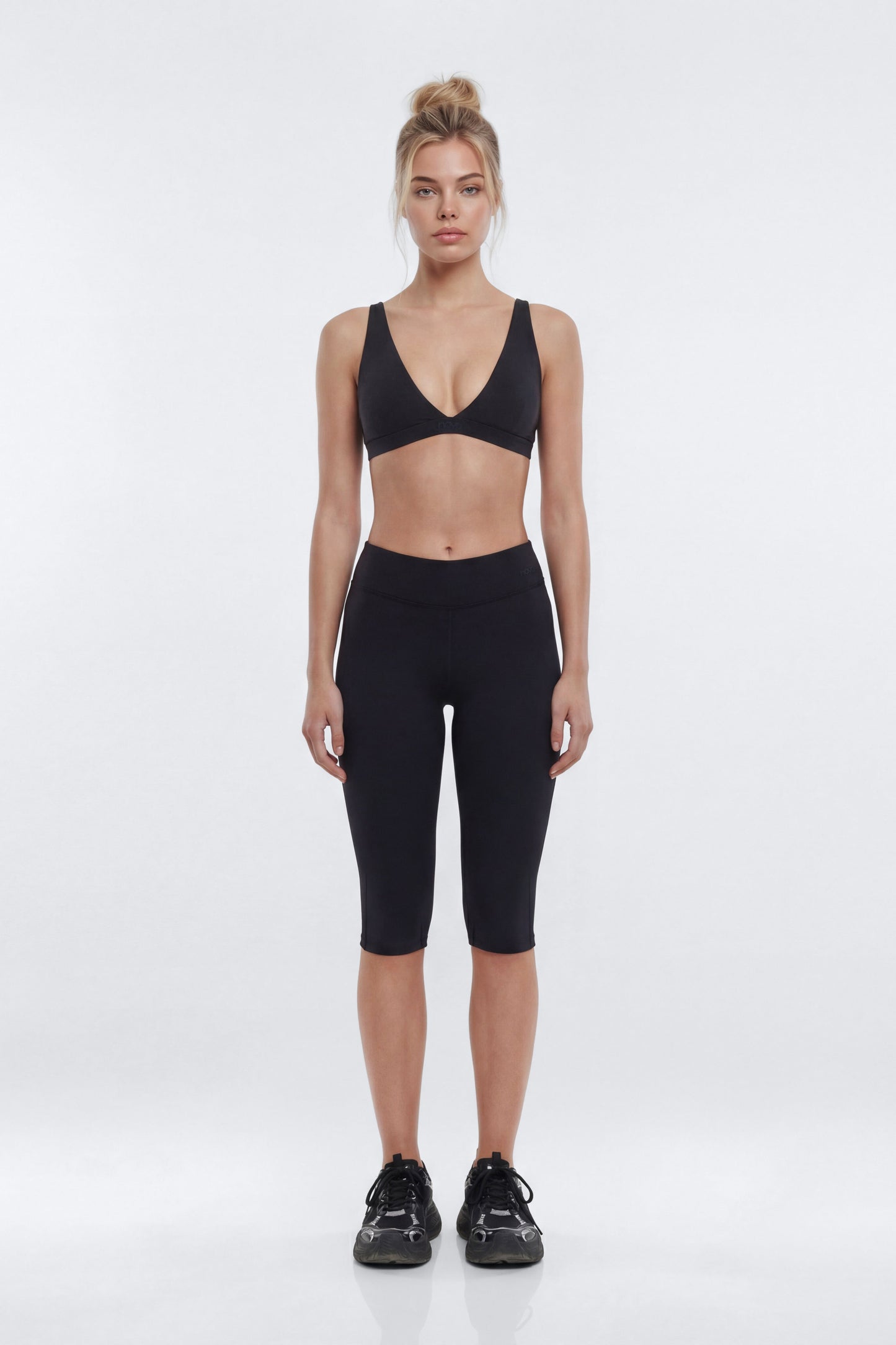 https://cdn.shopify.com/s/files/1/0293/9277/files/01-27-26_S9_27_B125SB0501_Black_JG_AS_10-55-43_13277-1_PXF_JF_SG_ES.jpg?v=1770072201