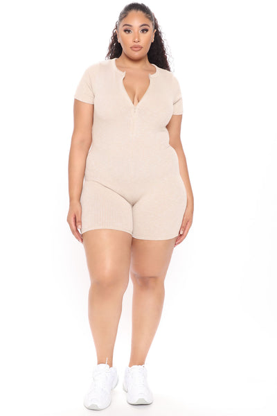 https://cdn.shopify.com/s/files/1/0293/9277/products/01-28-21Studio4_SN_SA_11-48-29_28_P7092_Taupe_P_PLUS_52932_EH.jpg?v=1774547469&with=400&height=600