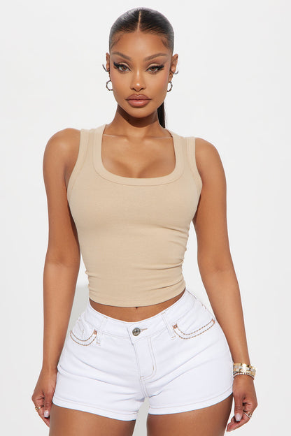 https://cdn.shopify.com/s/files/1/0293/9277/files/01-28-25_S2_22_76034_Sand_CXB_RL_15-41-50_32717_PXF.jpg?v=1738179259