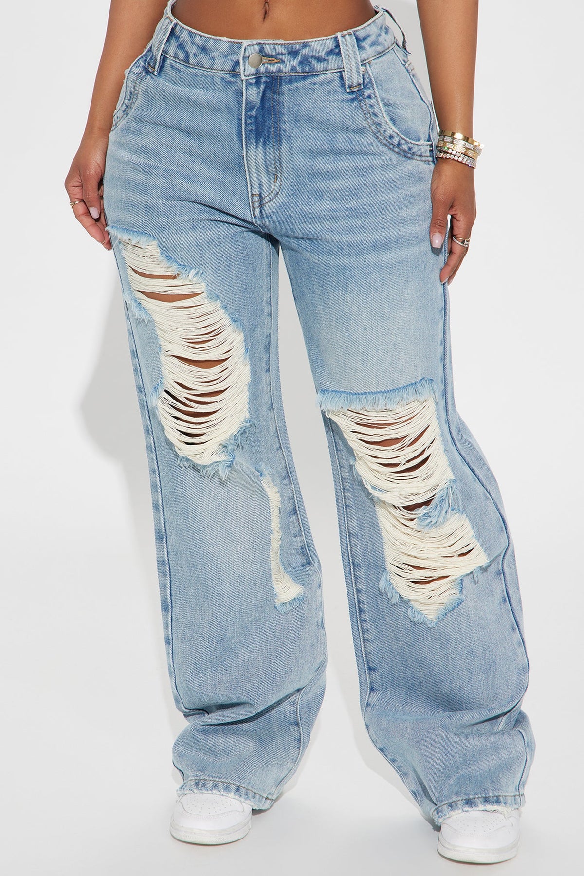 https://cdn.shopify.com/s/files/1/0293/9277/files/01-28-25_S2_24_FN1702HSTYJ_MediumWash_CXB_RL_15-44-20_32729_PXF_ff1cad41-345e-46eb-b8c6-73cbf0fc5d12.jpg?v=1788965061