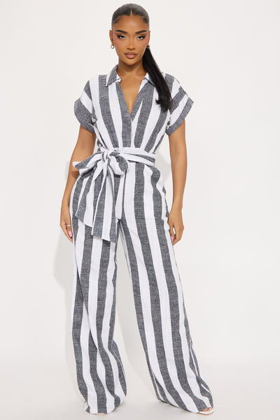 https://cdn.shopify.com/s/files/1/0293/9277/files/01-28-25_S8_2_JP23736_Greycombo_P_RS_SS_12-38-12_43112_PXF.jpg?v=1738183329&with=400&height=600