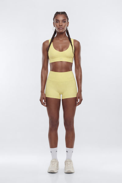 https://cdn.shopify.com/s/files/1/0293/9277/files/01-28-26_S7_PM_40_B12504SP1302_Yellow_JG_AA_19-26-28_52024-1_ES_PXF_JA_874f7017-9472-449d-9527-120b91e85eb9.jpg?v=1770147884&with=400&height=600