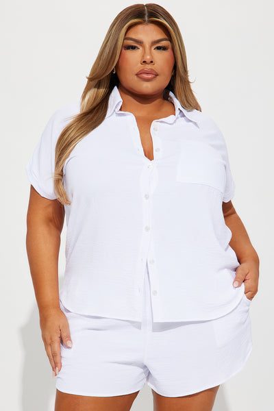 https://cdn.shopify.com/s/files/1/0293/9277/files/01-29-24_S6_1_ST2813_White_RD_EV_09-56-45_PLUS_83317_PXF.jpg?v=1707757191&with=400&height=600