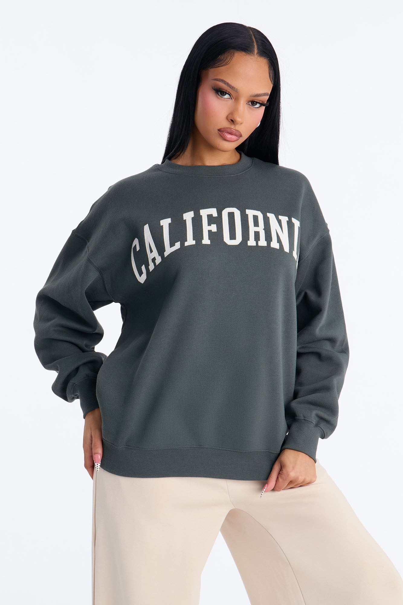 https://cdn.shopify.com/s/files/1/0293/9277/files/01-30-26_S2_26_T252_HunterGreen_ZSR_KJ_SS_14-31-52_6058_BH_BH.jpg?v=1770158059