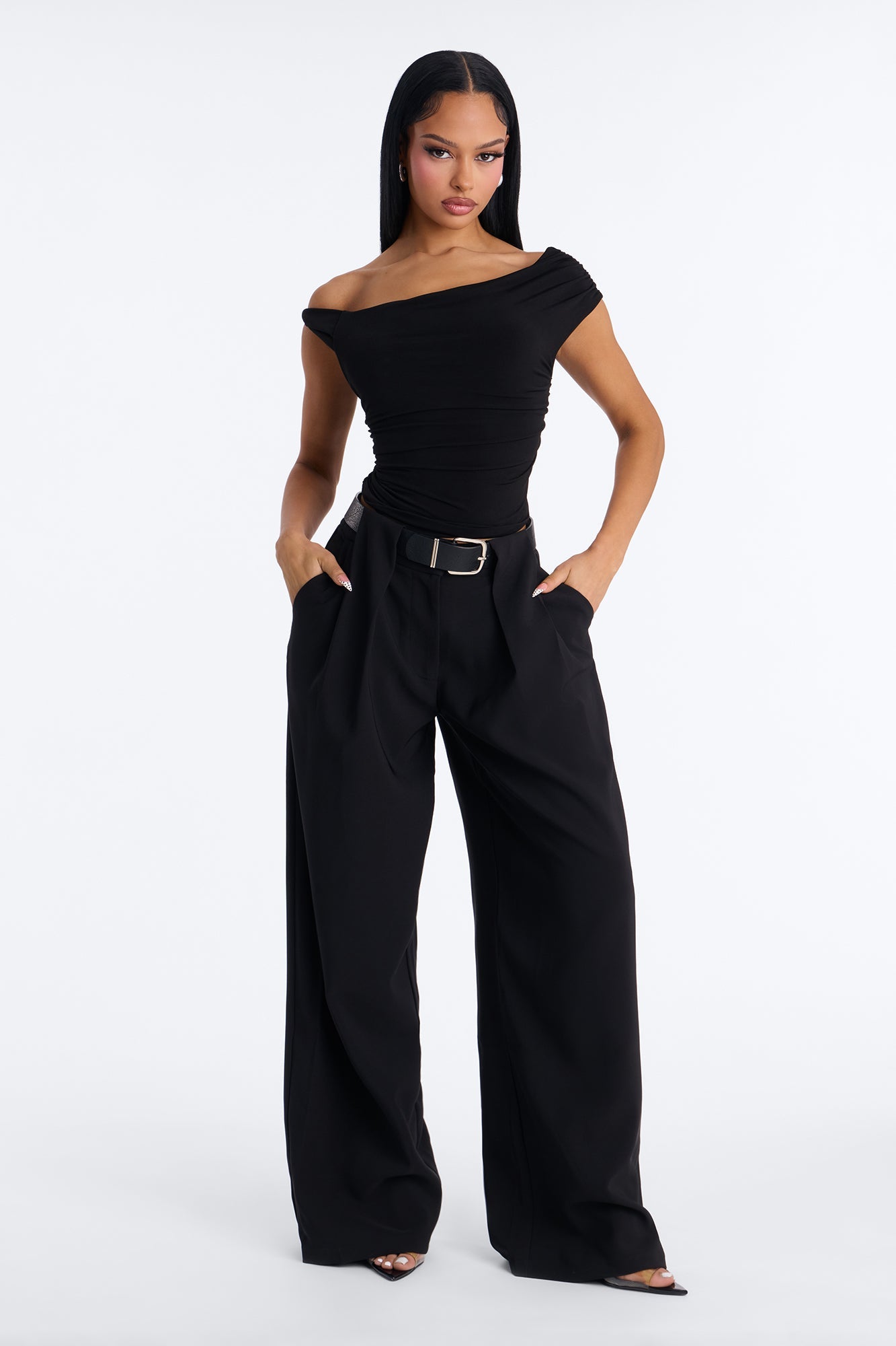 https://cdn.shopify.com/s/files/1/0293/9277/files/01-30-26_S2_31_25GWQ19126_Black_ZSR_KJ_SS_14-56-55_6161_BH_SKS.jpg?v=1770159098