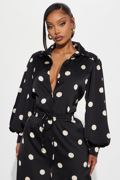 https://cdn.shopify.com/s/files/1/0293/9277/files/01-31-25_S2_2_LTP11010_BlackWhite_ZSR_CXB_RL_15-42-52_33348_PXF.jpg?v=1738432219&with=400&height=600