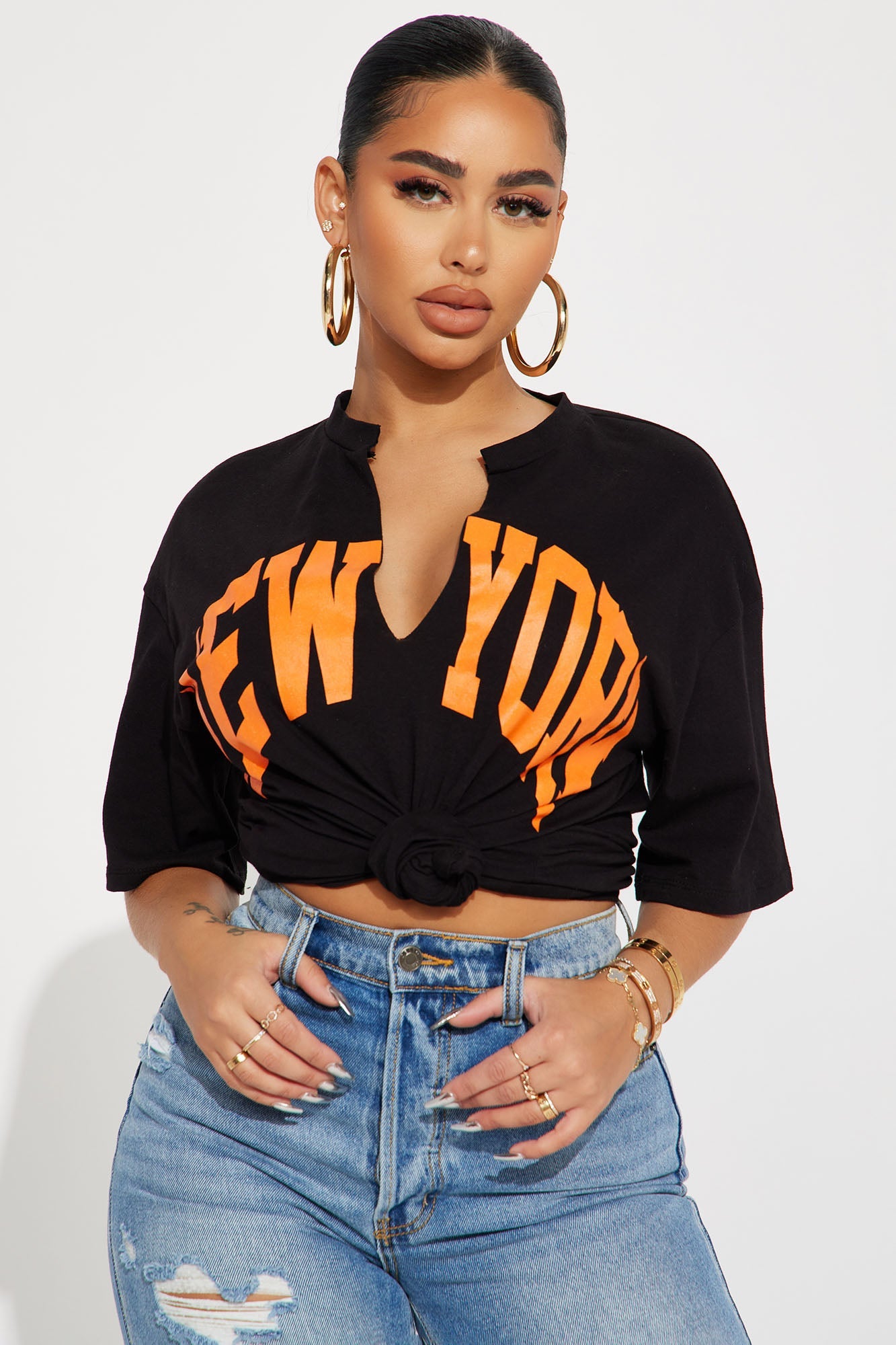 https://cdn.shopify.com/s/files/1/0293/9277/products/02-01-23Studio1_ID_AP_11-39-21_20_T4321_BlackOrange_9901_SG.jpg?v=1675710529