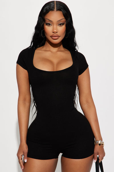https://cdn.shopify.com/s/files/1/0293/9277/products/02-02-23Studio2_HY_RL_14-23-28_27_RP71570FN_Black_P_2901_JB.jpg?v=1675795643&with=400&height=600