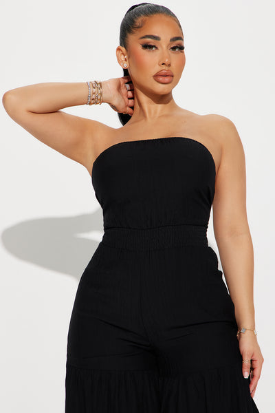 https://cdn.shopify.com/s/files/1/0293/9277/files/02-02-24_S1_7_HF24E003_Black_HY_AP_11-30-15_13034_PXF.jpg?v=1707162585&with=400&height=600