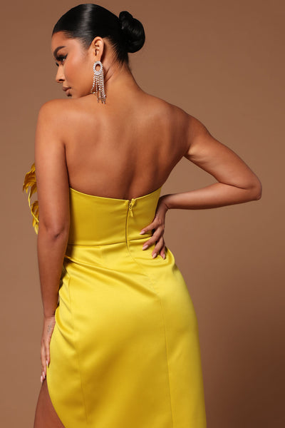 https://cdn.shopify.com/s/files/1/0293/9277/products/02-03-22Studio5_SN_KP_09-49-38_2_A25971_Chartreuse_0928_EH.jpg?v=1645484858&with=400&height=600