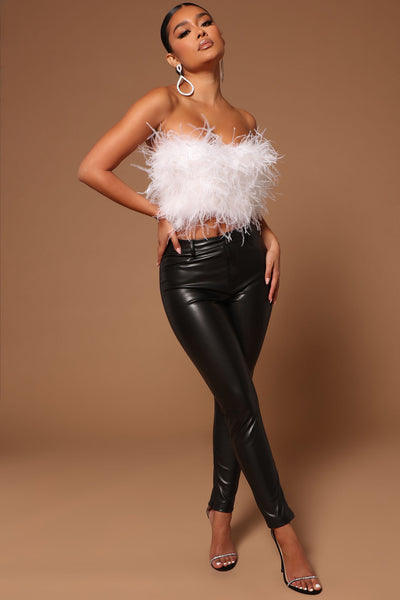 https://cdn.shopify.com/s/files/1/0293/9277/products/02-03-22Studio5_SN_KP_11-12-43_12_GWX123A_White_0036_EH.jpg?v=1697768617&with=400&height=600