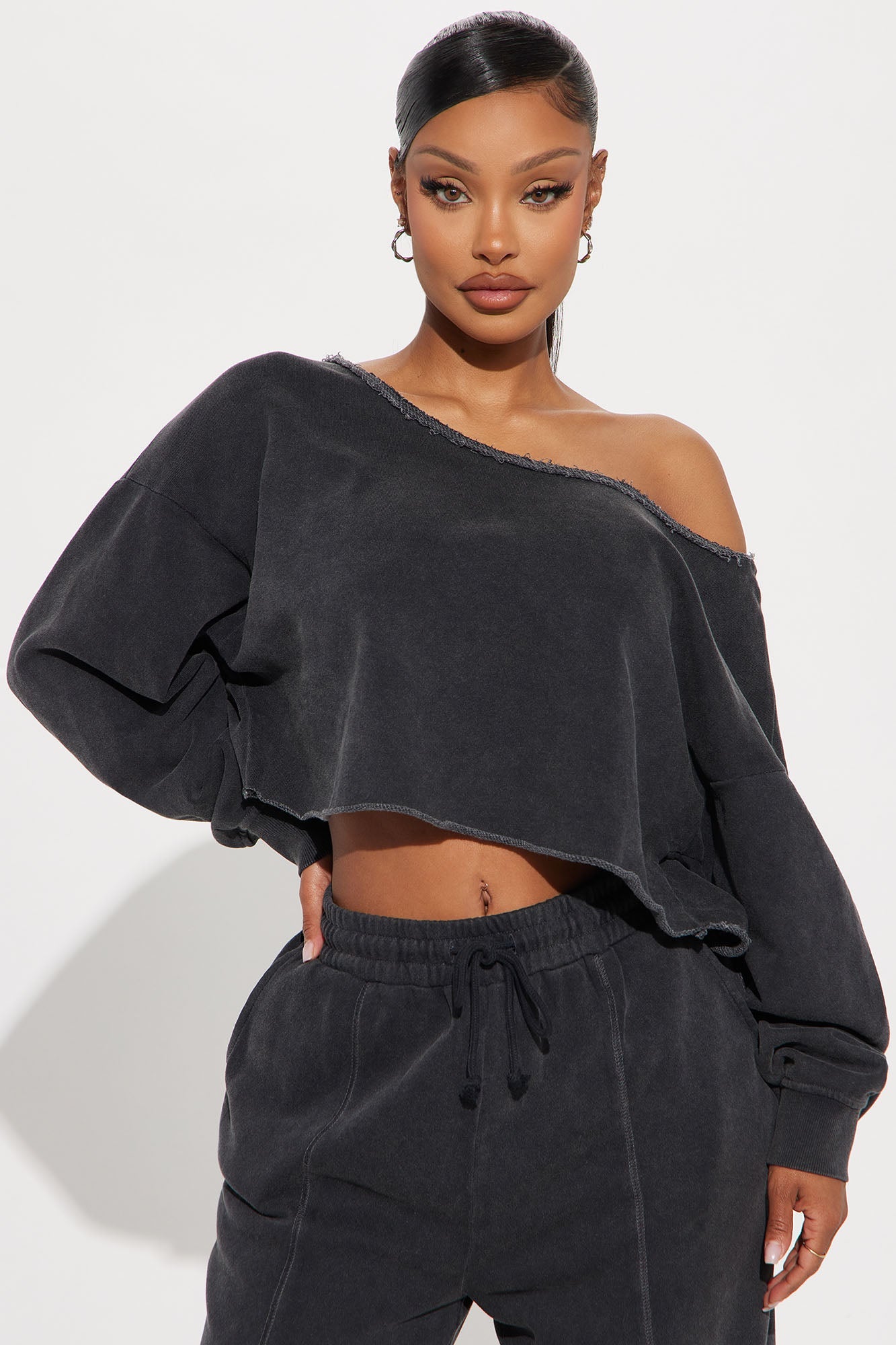 https://cdn.shopify.com/s/files/1/0293/9277/files/02-03-25_S2_10_DZ25A776_Black_ZSR_CXB_RL_14-53-59_33498_PXF_SG.jpg?v=1761090718
