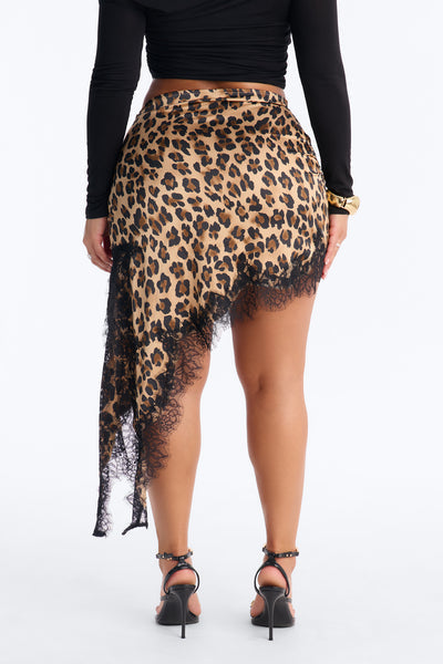 https://cdn.shopify.com/s/files/1/0293/9277/files/02-03-26_S3_26_S16430C_Leopard_TK_SS_13-19-30_2731_PXF.jpg?v=1770399757&with=400&height=600