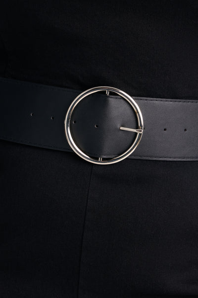 https://cdn.shopify.com/s/files/1/0293/9277/files/02-04-26_S6_2_P32507JP4301_Black_ZSR_AF_JS_09-58-09_PLUS_2312_PXF.jpg?v=1770685123&with=400&height=600
