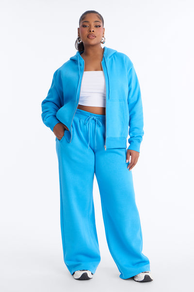 https://cdn.shopify.com/s/files/1/0293/9277/files/02-04-26_S6_53_123ZIPUP_Blue_AF_JS_15-05-04_PLUS_8528_PXF.jpg?v=1770669128&with=400&height=600