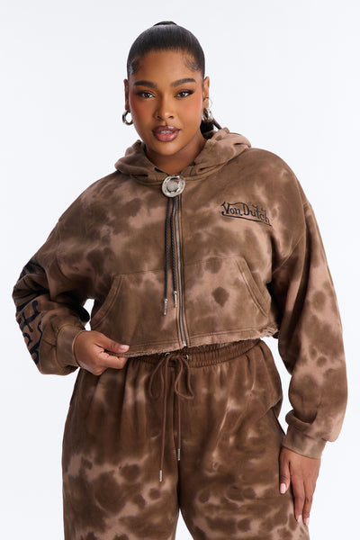 https://cdn.shopify.com/s/files/1/0293/9277/files/02-05-26_S1_41_7VND2A8109_BrownCombo_JG_AC_15-06-02_PLUS_2451_PXF.jpg?v=1770757118&with=400&height=600