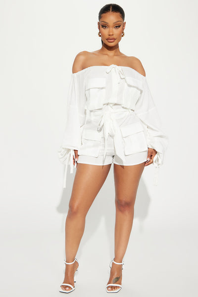 https://cdn.shopify.com/s/files/1/0293/9277/files/02-06-24_S2_2_MJ1246FN_White_P_KJ_RL_14-32-53_6780_EH.jpg?v=1707355740&with=400&height=600