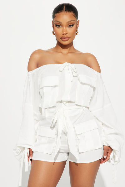 https://cdn.shopify.com/s/files/1/0293/9277/files/02-06-24_S2_2_MJ1246FN_White_P_KJ_RL_14-32-56_6782_EH.jpg?v=1707355740&with=400&height=600