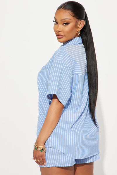 https://cdn.shopify.com/s/files/1/0293/9277/files/02-06-24_S2_3_ST1873_Blue_P_KJ_RL_14-37-24_6794_EH.jpg?v=1709076398&with=400&height=600