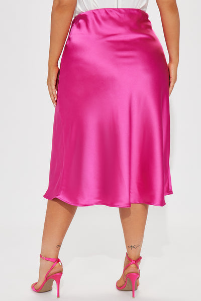 https://cdn.shopify.com/s/files/1/0293/9277/files/02-06-24_S6_38_ZDM5170MD_Fuchsia_KT_IM_13-40-46_PLUS_91167_PXF.jpg?v=1707756384&with=400&height=600