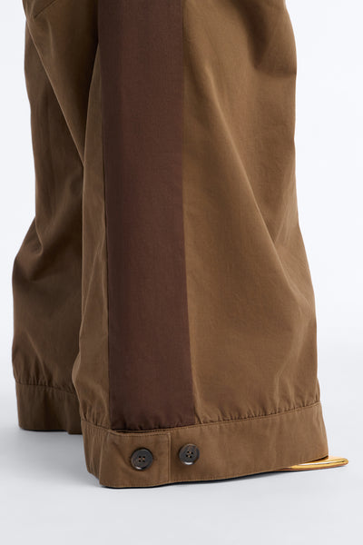 https://cdn.shopify.com/s/files/1/0293/9277/files/02-06-26_S5_5_ZDPDSJZB25126_Olivecombo_ZSR_AF_SS_10-53-48_PLUS_23766_PXF.jpg?v=1771014789&with=400&height=600
